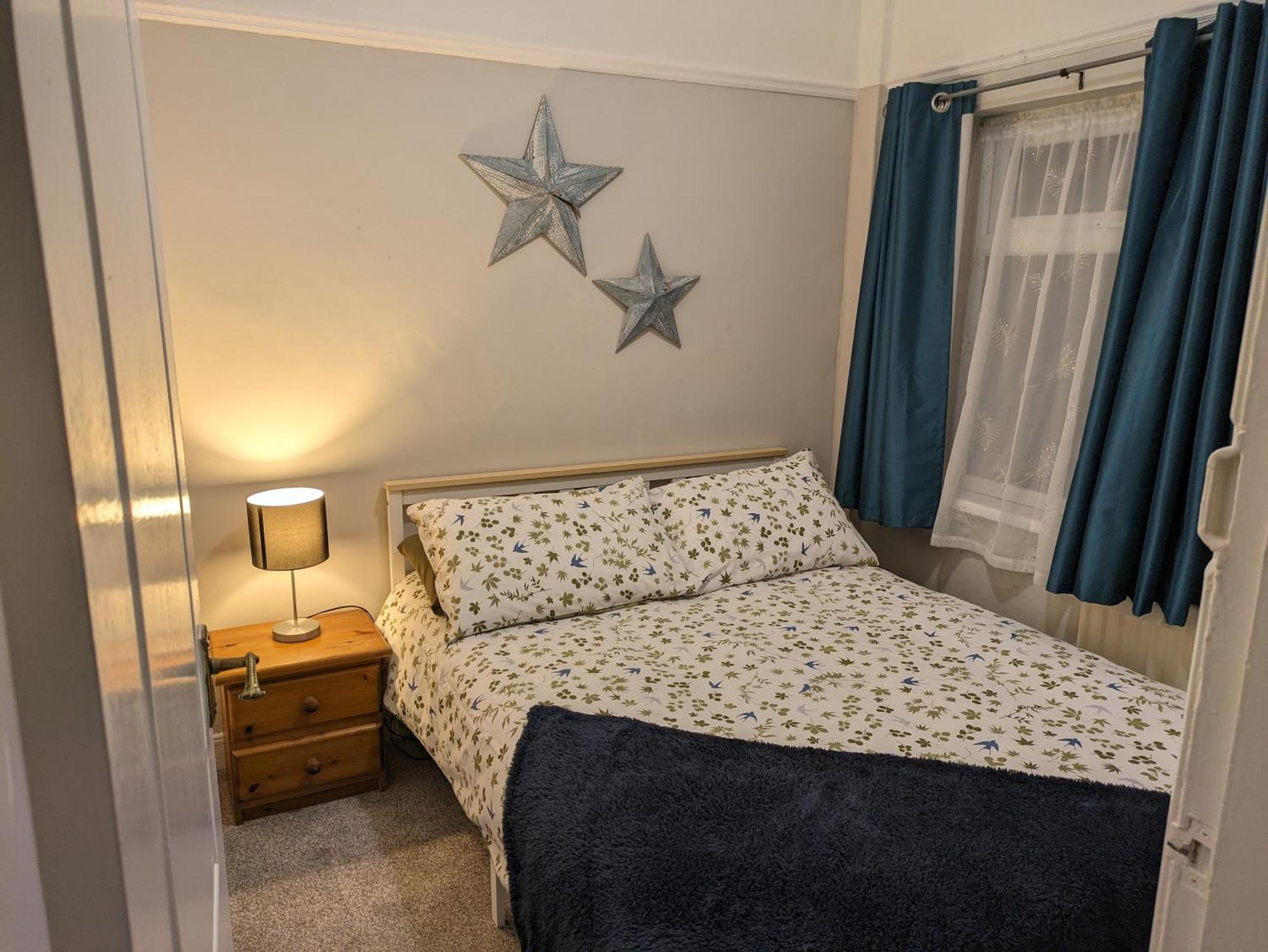 Mairead - Cosy Property In Gaeltacht Quarter Belfast Buitenkant foto
