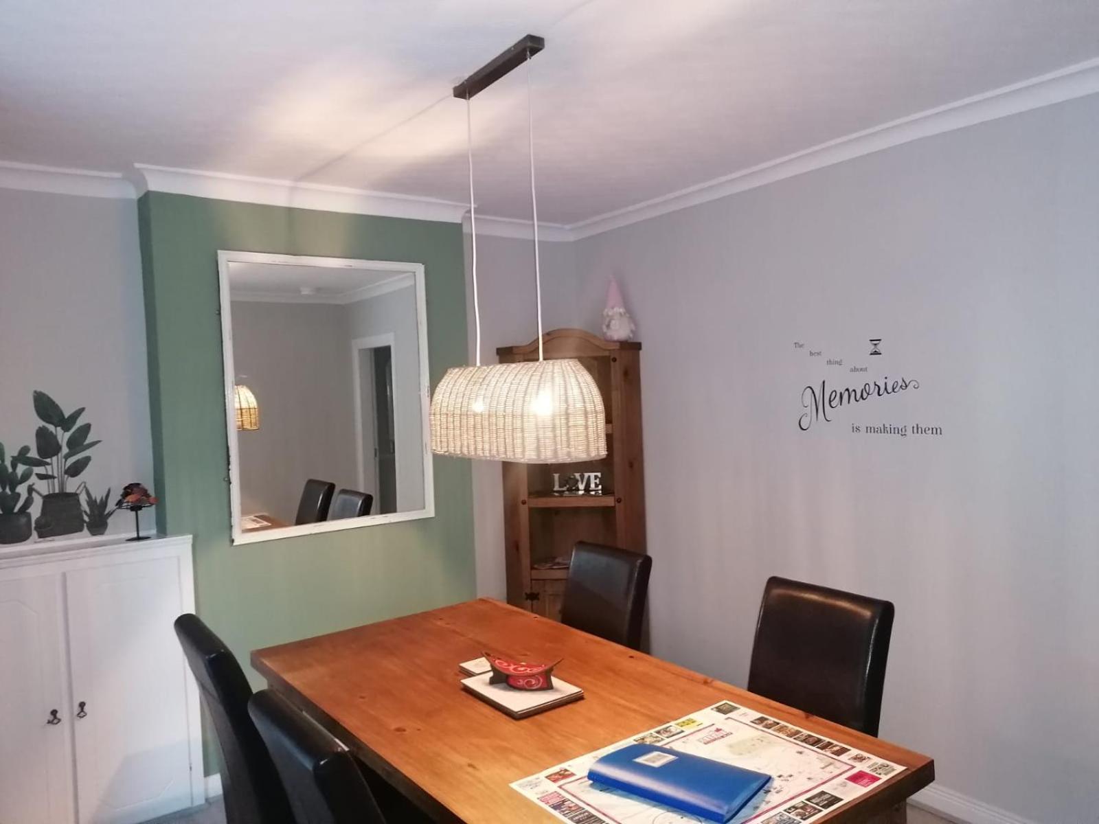 Mairead - Cosy Property In Gaeltacht Quarter Belfast Buitenkant foto