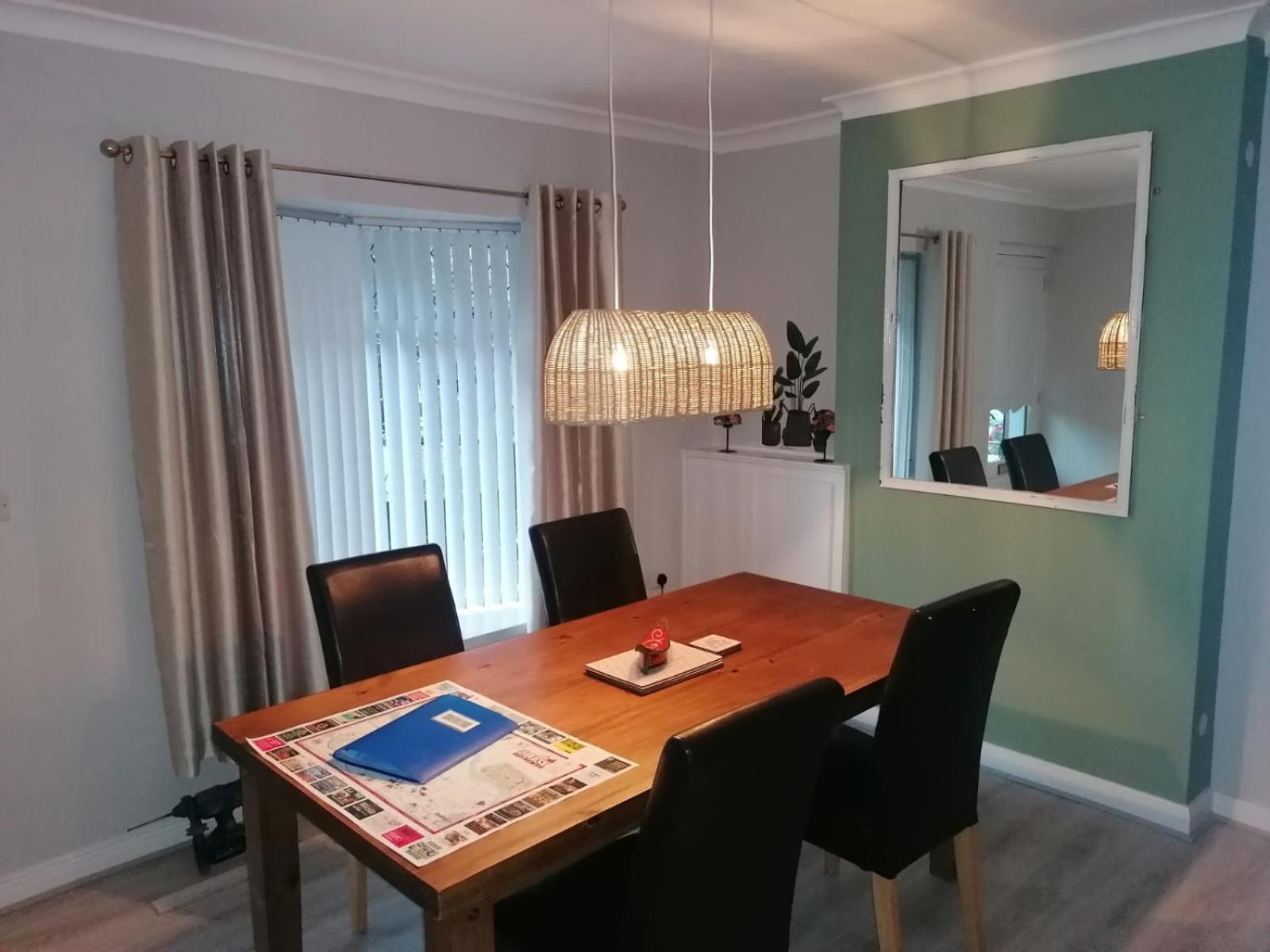 Mairead - Cosy Property In Gaeltacht Quarter Belfast Buitenkant foto